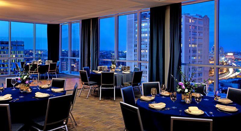 Four Points Center Hotel 4*